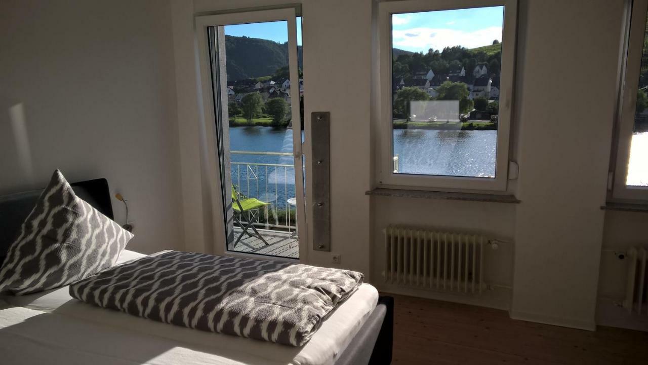 Апартаменты Mosel Ausblick Целль-ан-дер-Мозель Экстерьер фото