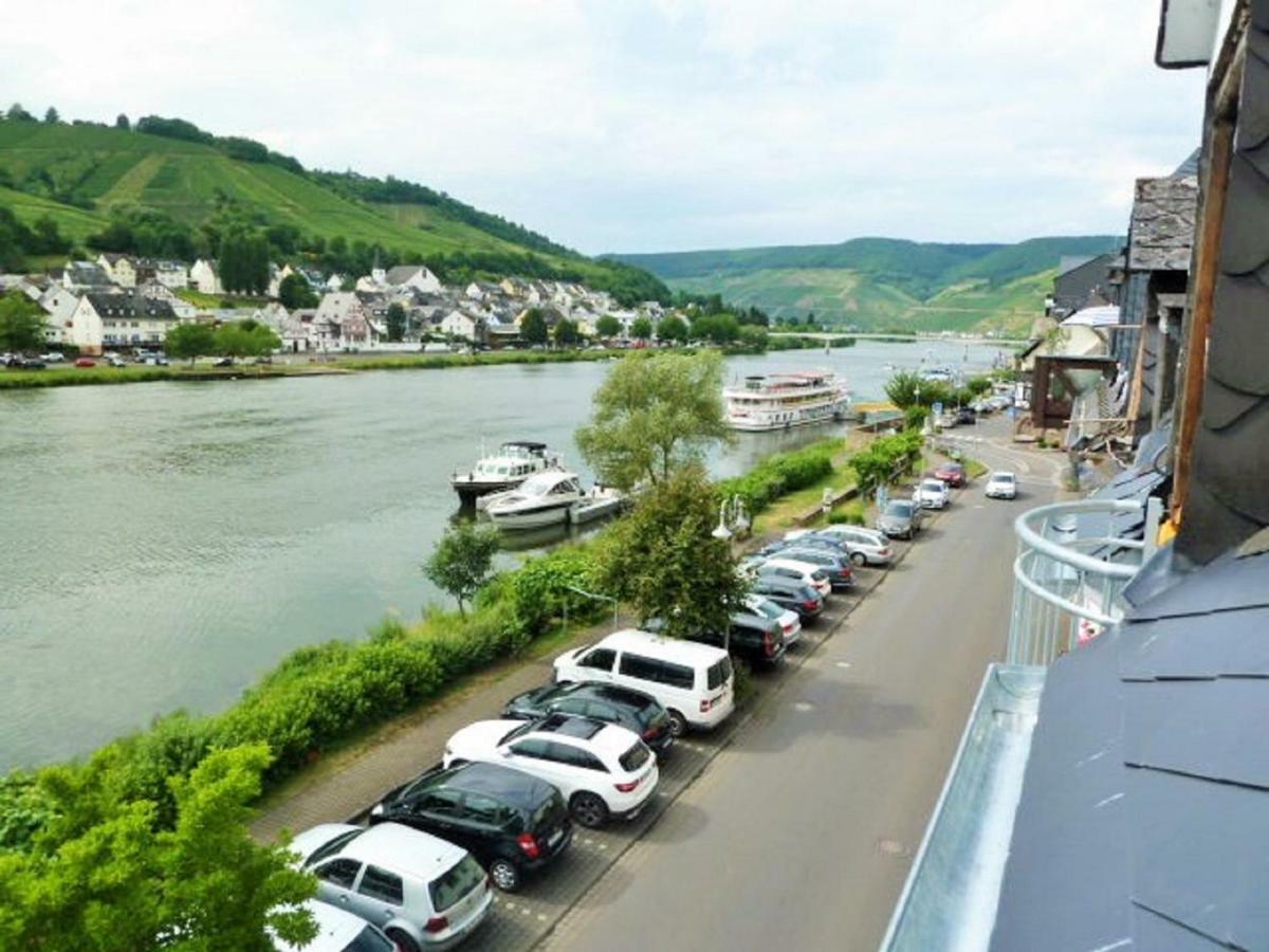 Апартаменты Mosel Ausblick Целль-ан-дер-Мозель Экстерьер фото